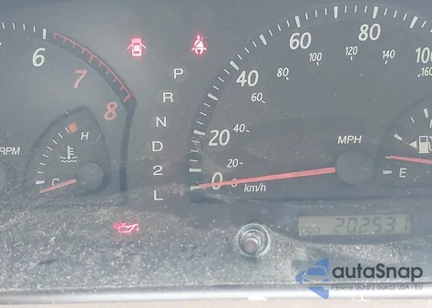 2002 Toyota Camry Le из США, поврежденный, VIN 4T1BE32K02U083575